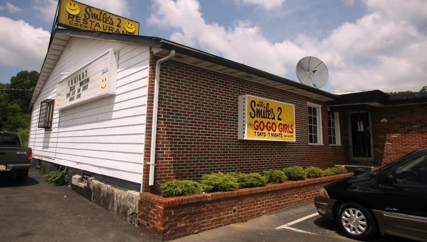 Smiles 2 Ledgewood NJ (2025 Guide): What to Expect at the Go-Go Bar 2 Smiles 2 Ledgewood NJ Go Go Bar