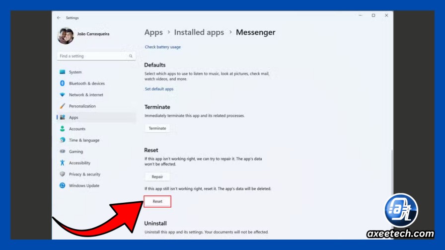 Windows 11 Default Apps page with Reset button highlighted at bottom
